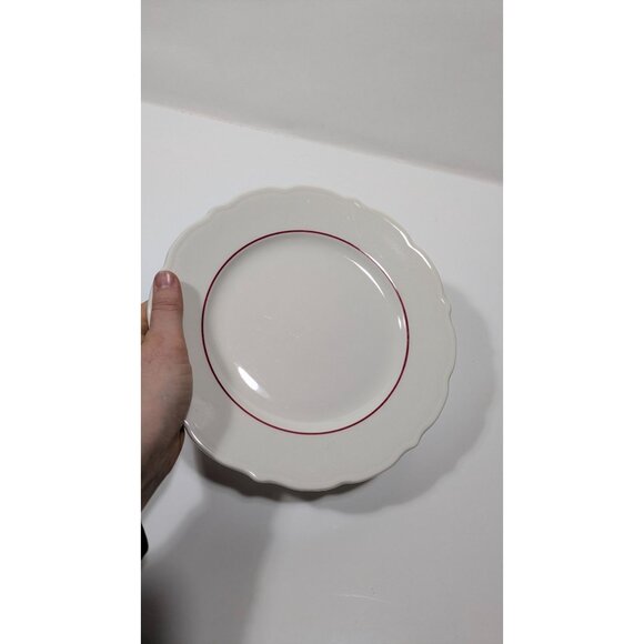 Syracuse China Dinner Plate Red Rim Scalloped Edges Vintage - Picture 4 of 8